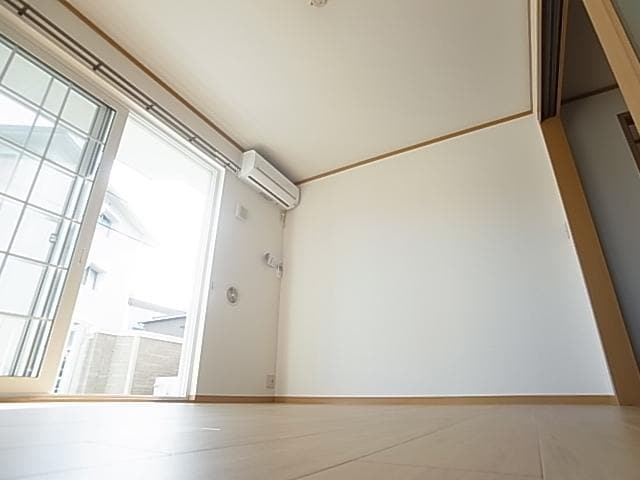  東海道本線/静岡駅 バス15分敷地二丁目下車:停歩2分 1階 築21年