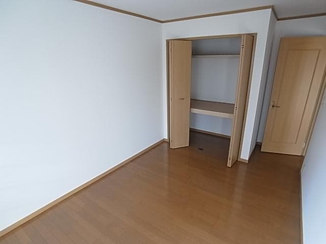  東海道本線/静岡駅 バス15分敷地二丁目下車:停歩2分 1階 築21年