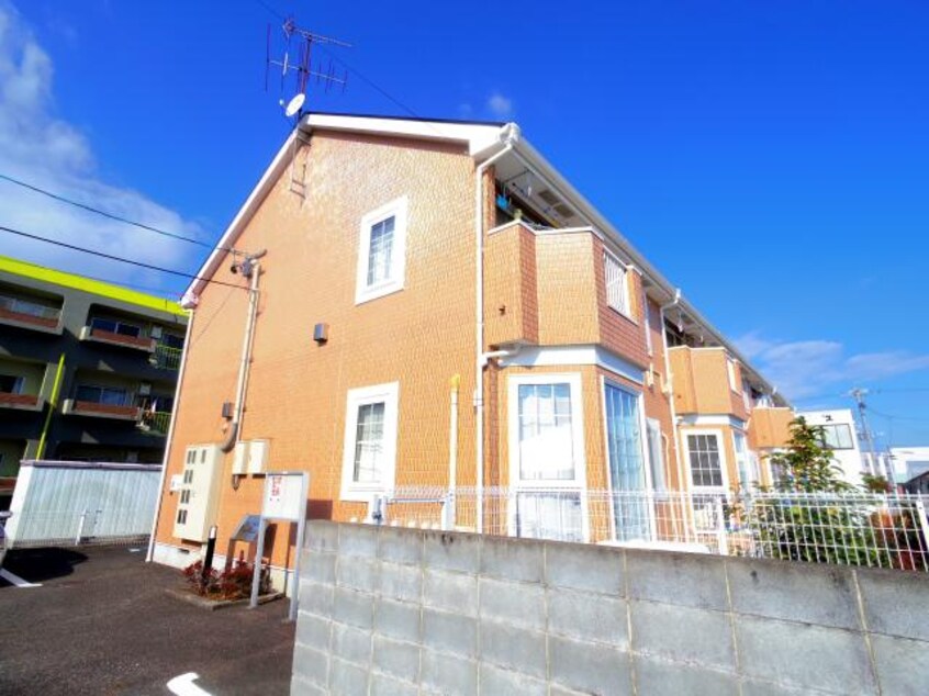  東海道本線/静岡駅 バス10分静岡総合庁舎前下車:停歩5分 1階 築22年