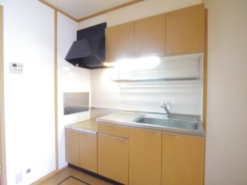  東海道本線/静岡駅 バス10分静岡総合庁舎前下車:停歩5分 1階 築22年