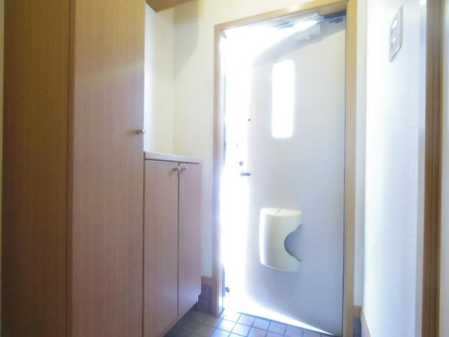  東海道本線/静岡駅 バス10分静岡総合庁舎前下車:停歩5分 1階 築22年