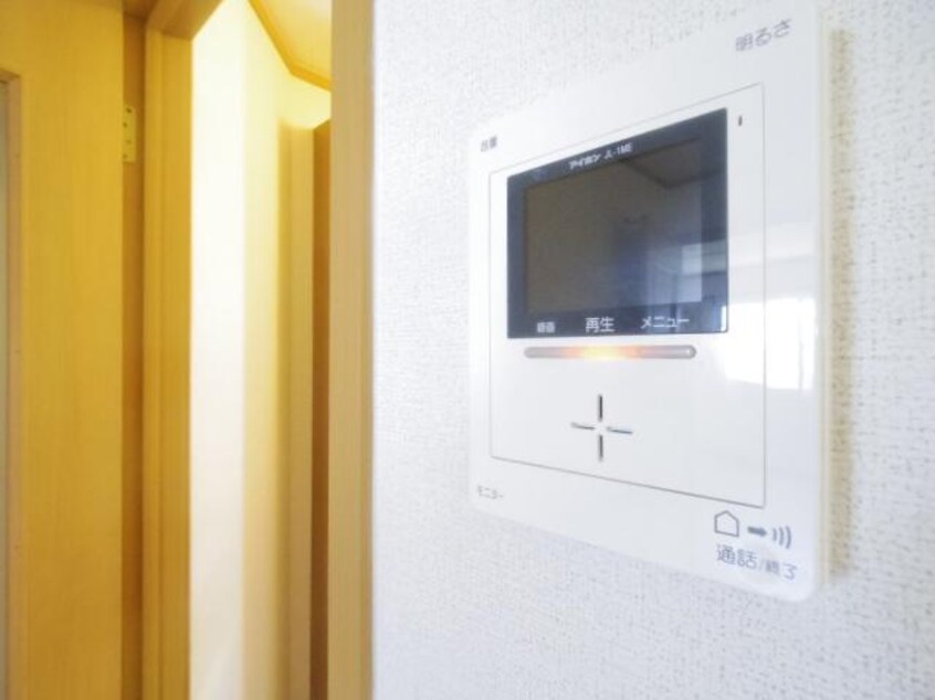  東海道本線/静岡駅 バス10分静岡総合庁舎前下車:停歩5分 1階 築22年