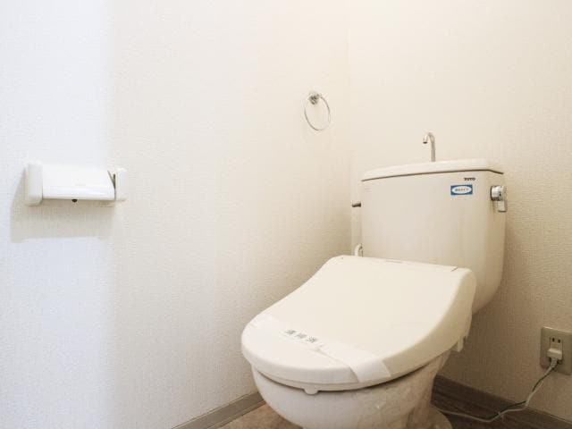  東海道本線/静岡駅 バス9分小鹿北原下車:停歩4分 1階 築31年