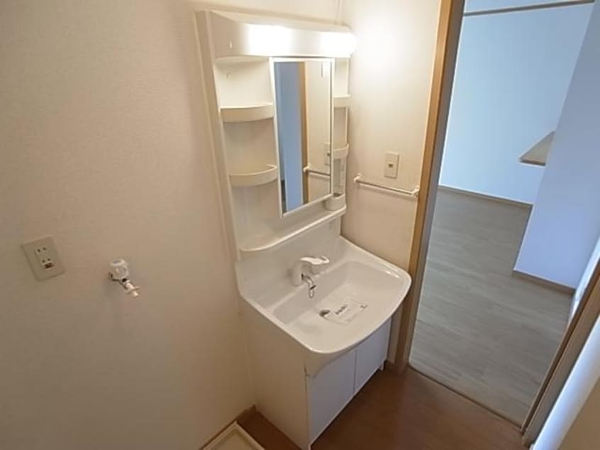  東海道本線/静岡駅 バス12分敷地二丁目下車:停歩2分 1階 築21年