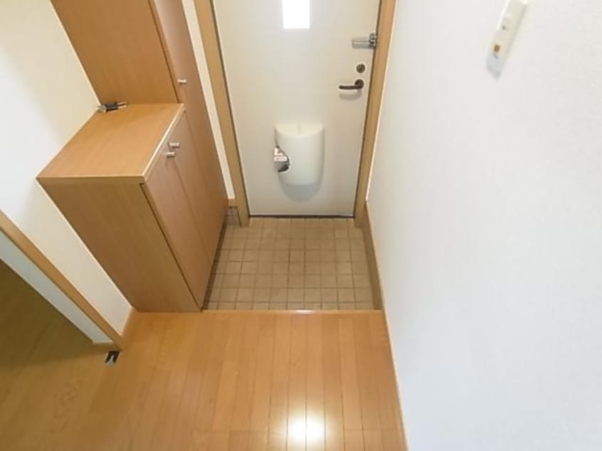  東海道本線/静岡駅 バス12分敷地二丁目下車:停歩2分 1階 築21年