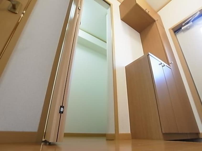  東海道本線/静岡駅 バス12分敷地二丁目下車:停歩2分 1階 築21年