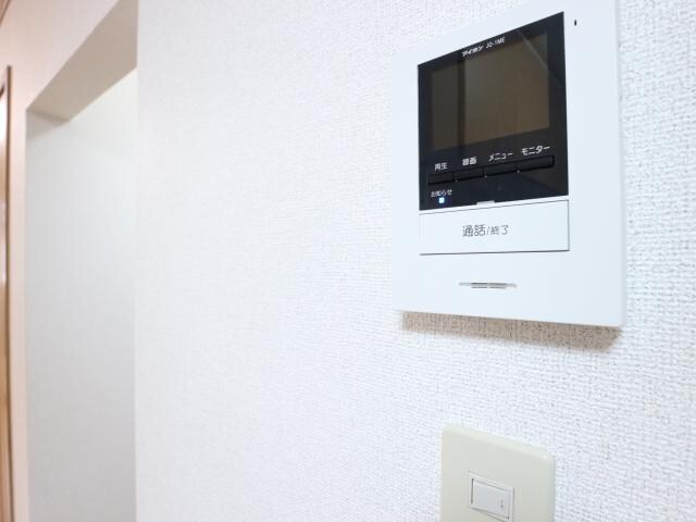  東海道本線/静岡駅 バス12分敷地二丁目下車:停歩2分 1-3階 築21年