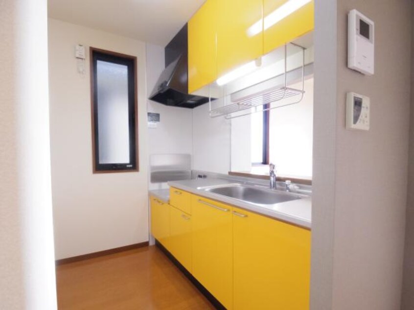  東海道本線/静岡駅 バス17分中村町下下車:停歩7分 2階 築20年