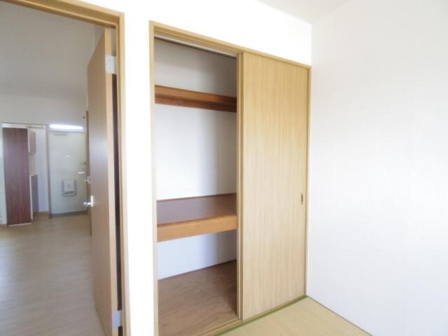  東海道本線/静岡駅 バス19分大浜公園入口下車:停歩8分 2階 築31年