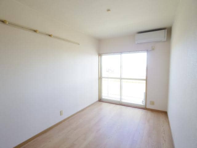  東海道本線/静岡駅 バス19分大浜公園入口下車:停歩8分 2階 築31年