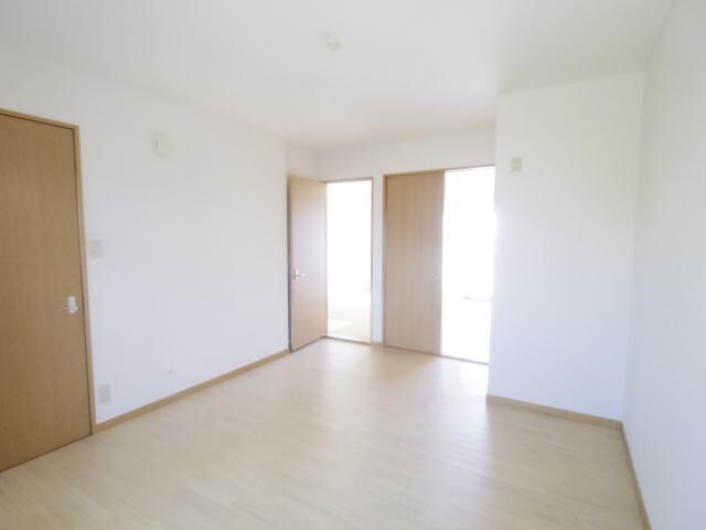  東海道本線/静岡駅 バス19分大浜公園入口下車:停歩8分 2階 築31年