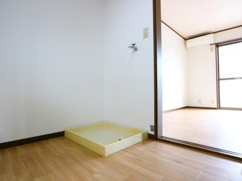  東海道本線/静岡駅 バス8分中田三丁目西下車:停歩4分 1階 築29年