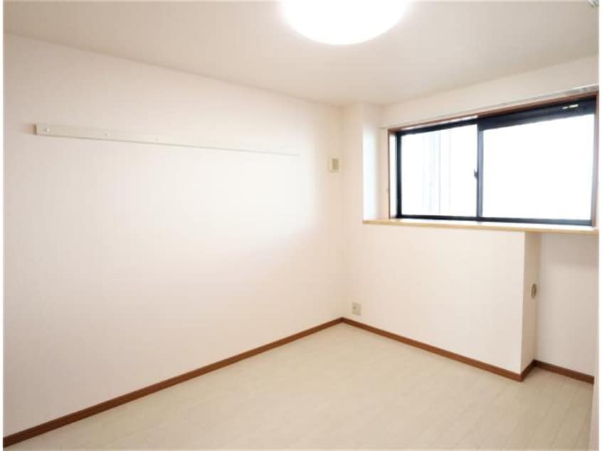  東海道本線/西焼津駅 バス6分富士屋前下車:停歩4分 1階 築20年