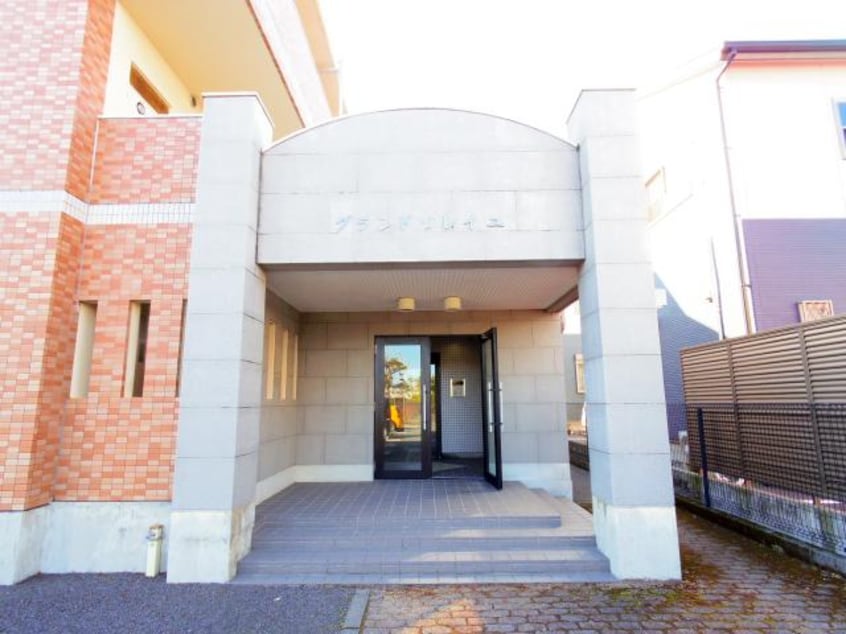  東海道本線/静岡駅 バス15分中村町下下車:停歩4分 2階 築19年