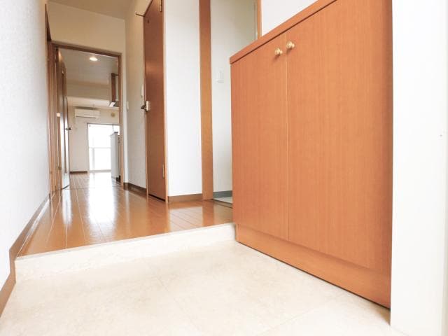  東海道本線/静岡駅 バス14分有明町南下車:停歩6分 2階 築18年