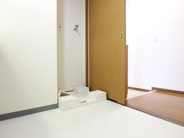  東海道本線/静岡駅 バス14分有明町南下車:停歩6分 2階 築18年