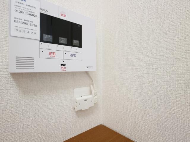  東海道本線/静岡駅 バス14分有明町南下車:停歩6分 2階 築18年