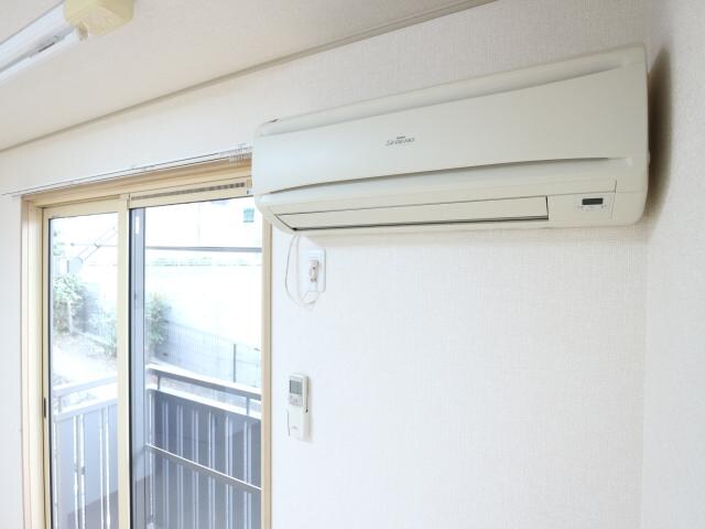  東海道本線/静岡駅 バス20分小鹿公館前下車:停歩7分 1階 築18年