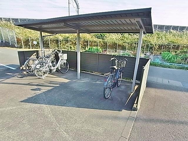  東海道本線/藤枝駅 バス10分高柳三丁目下車:停歩4分 1階 築19年