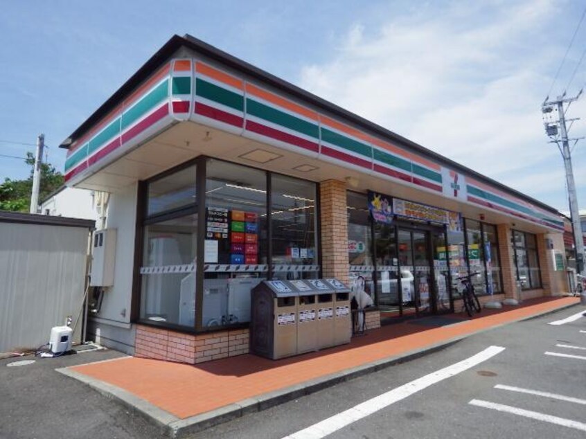 セブンイレブン静岡池田店(コンビニ)まで1068m 東海道本線/静岡駅 バス20分小鹿公民館下車:停歩5分 1階 築33年