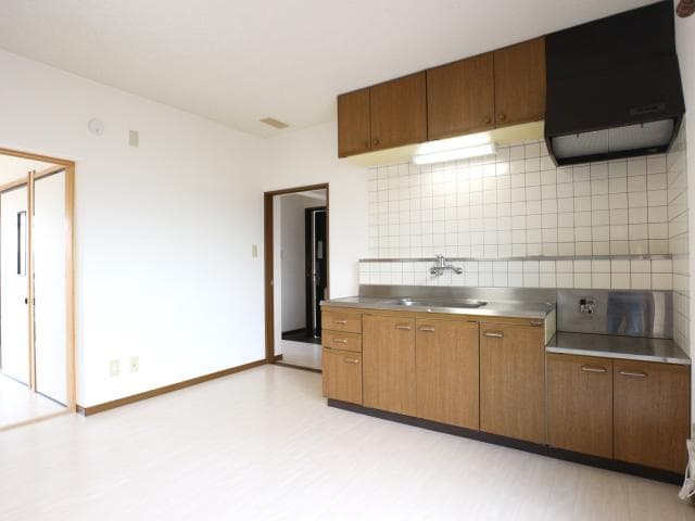  東海道本線/静岡駅 バス15分登呂コープタウン入口下車:停歩7分 3階 築29年