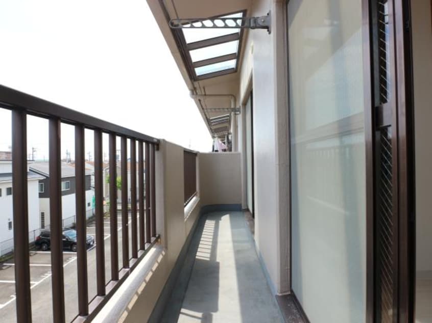  東海道本線/静岡駅 バス15分登呂コープタウン入口下車:停歩7分 3階 築29年