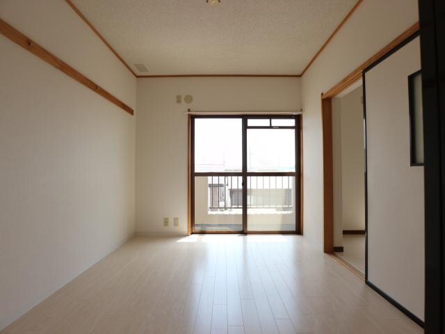  東海道本線/静岡駅 バス15分登呂コープタウン入口下車:停歩7分 3階 築29年