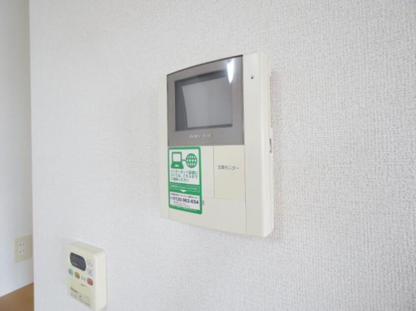  東海道本線/静岡駅 バス17分中村町下下車:停歩3分 1階 築18年