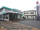 ローソン静岡西脇店(コンビニ)まで375m 東海道本線/静岡駅 バス17分中村町下下車:停歩3分 1階 築18年