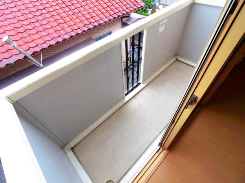  東海道本線/静岡駅 バス12分静岡総合庁舎前下車:停歩9分 2階 築18年