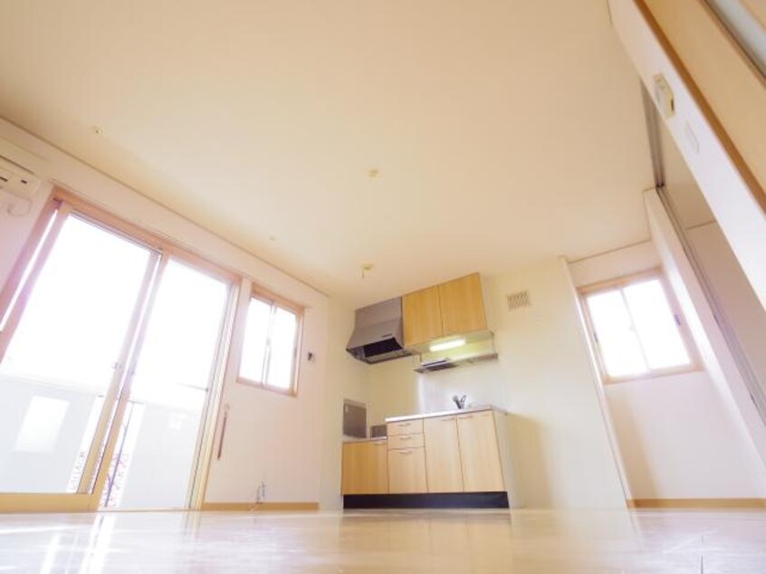  東海道本線/静岡駅 バス12分静岡総合庁舎前下車:停歩9分 2階 築18年