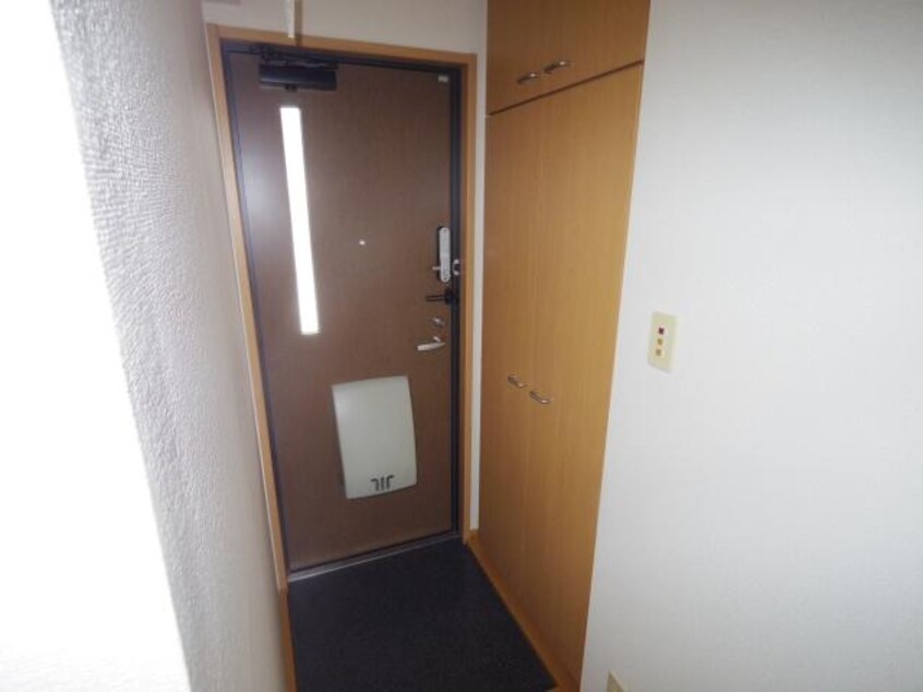  東海道本線/藤枝駅 バス13分清水山入口下車:停歩10分 1階 築18年