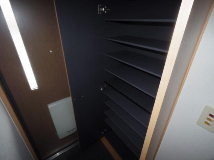  東海道本線/藤枝駅 バス13分清水山入口下車:停歩10分 1階 築18年