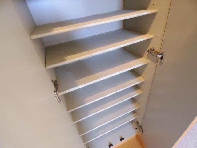  東海道本線/静岡駅 徒歩9分 4階 築18年