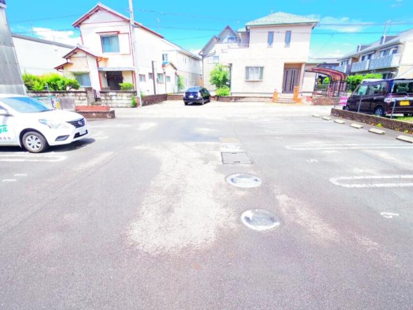  東海道本線/焼津駅 バス20分高草橋下車:停歩1分 1階 築18年