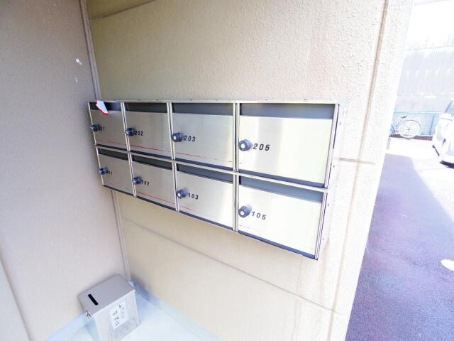  東海道本線/焼津駅 バス20分高草橋下車:停歩1分 1階 築18年