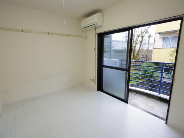  東海道本線/静岡駅 バス22分堀ノ内下車:停歩6分 2階 築33年