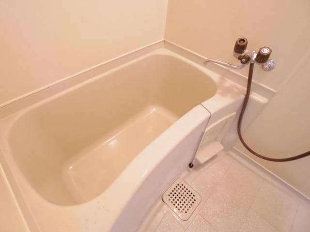  東海道本線/静岡駅 バス22分堀ノ内下車:停歩6分 2階 築33年