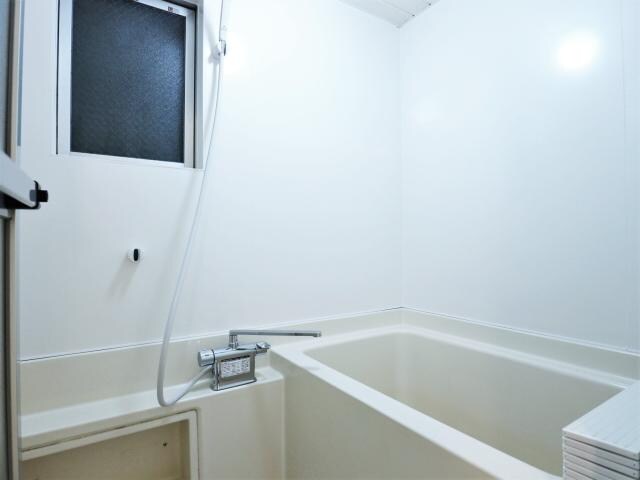  東海道本線/静岡駅 バス10分中田三丁目西下車:停歩2分 1階 築41年