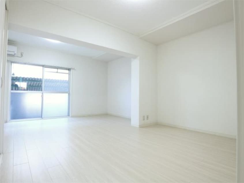  東海道本線/静岡駅 バス10分中田三丁目西下車:停歩2分 1階 築41年