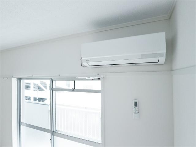  東海道本線/静岡駅 バス10分中田三丁目西下車:停歩2分 1階 築41年