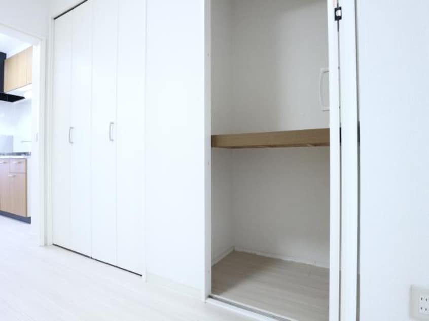  東海道本線/静岡駅 バス10分中田三丁目西下車:停歩2分 1階 築41年