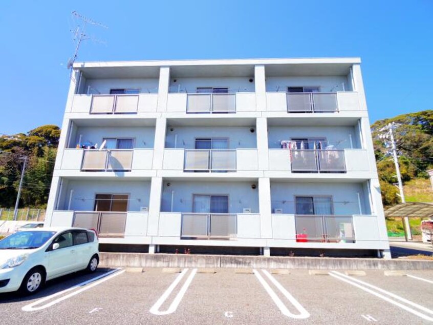  東海道本線/静岡駅 バス22分大谷中下車:停歩3分 1階 築18年