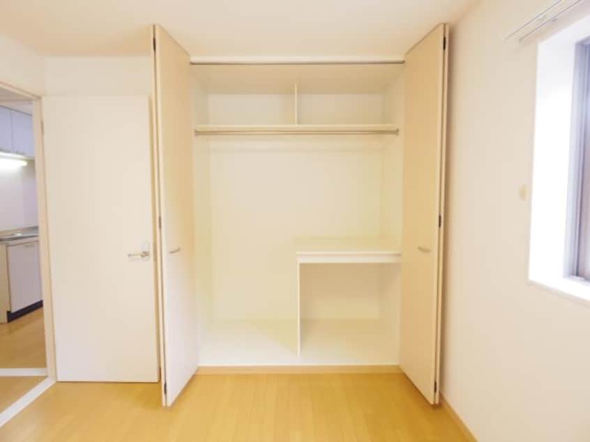  東海道本線/静岡駅 バス22分大谷中下車:停歩3分 1階 築18年