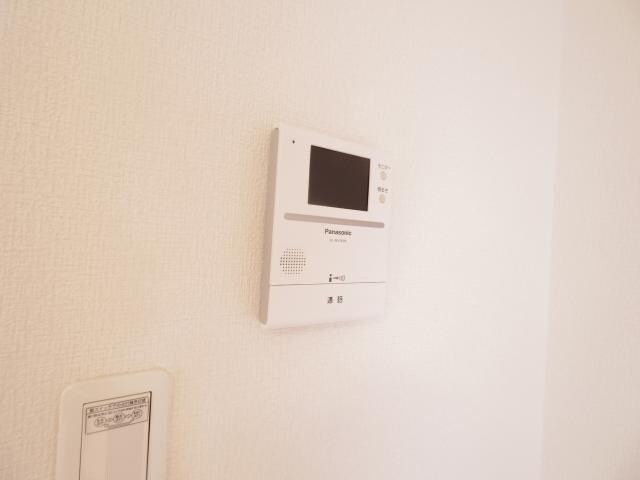  東海道本線/静岡駅 バス22分大谷中下車:停歩3分 1階 築18年