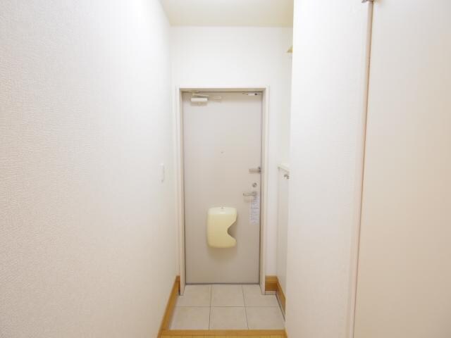  東海道本線/静岡駅 バス22分大谷中下車:停歩3分 1階 築18年