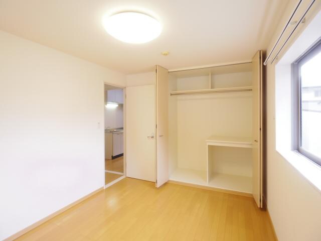  東海道本線/静岡駅 バス22分大谷中下車:停歩3分 1階 築18年