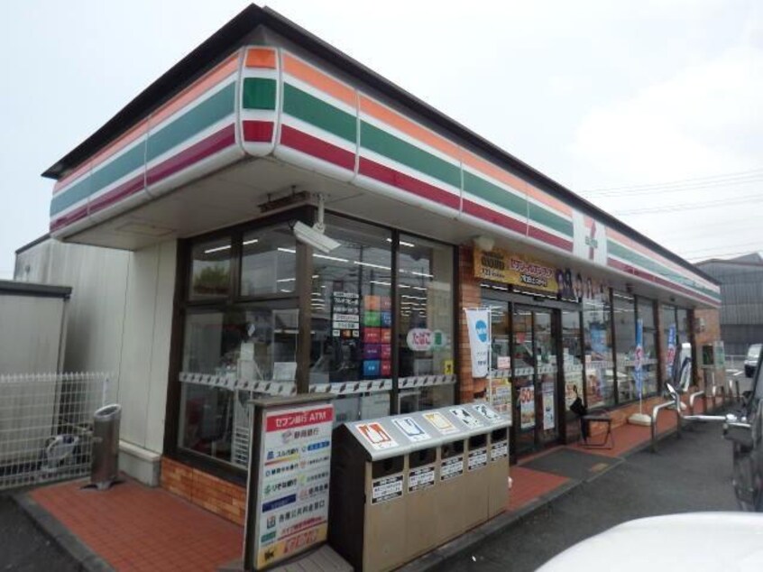 セブンイレブン藤枝築地店(コンビニ)まで486m 東海道本線/西焼津駅 徒歩15分 1階 築18年