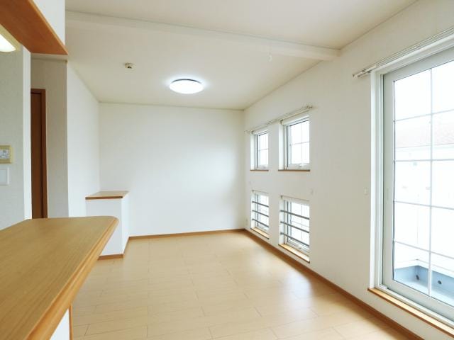  東海道本線/静岡駅 バス14分宮竹児童公園前下車:停歩5分 2階 築17年