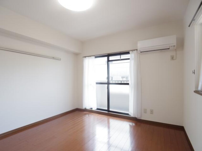  東海道本線/東静岡駅 徒歩10分 1階 築28年